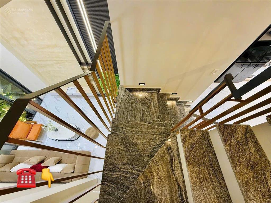 Chỉ 4tỷ090 sở hữu ngay nhà 86m2 đường ôtô nguyễn cửu vânb.thạnh,gần ngã 4 hàng xanh, cho thuê 25tr