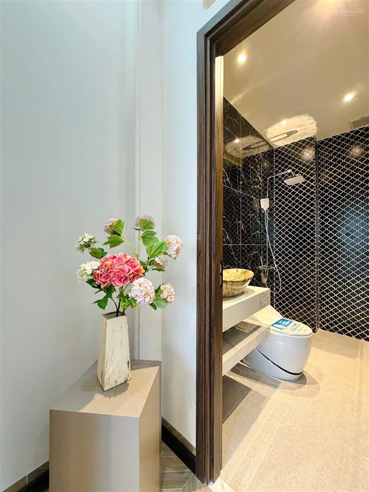 Bán gấp nhà đẹp trương đình hội, p.16, q.8, 65m2 giá 3 tỷ 470 hđ thuê 23tr/th, sổ hồng riêng