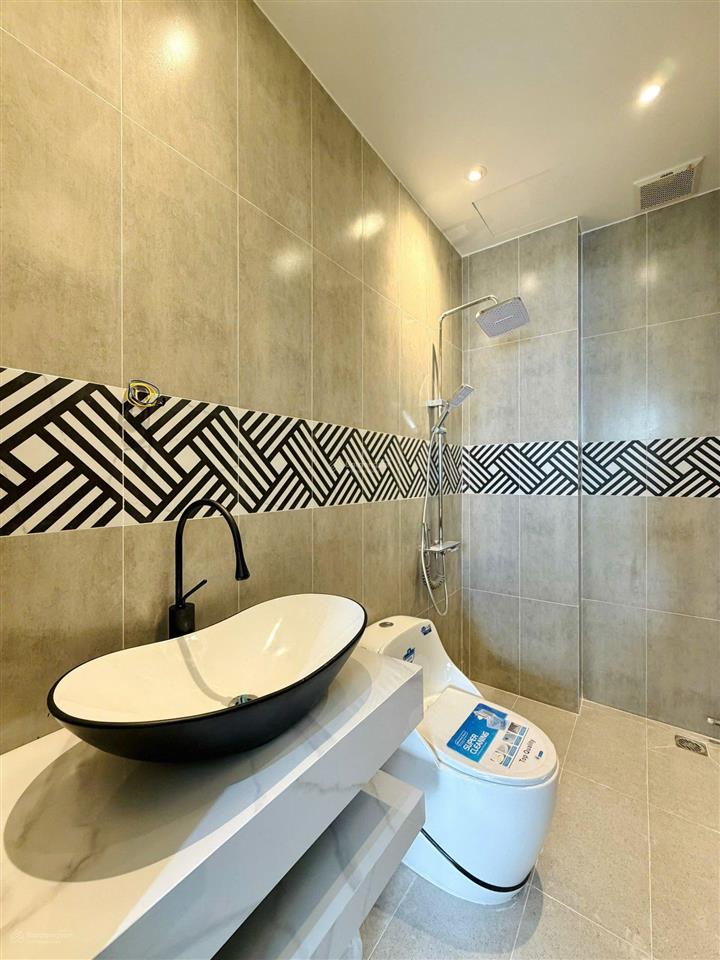 Bán gấp nhà đẹp trương đình hội, p.16, q.8, 65m2 giá 3 tỷ 470 hđ thuê 23tr/th, sổ hồng riêng