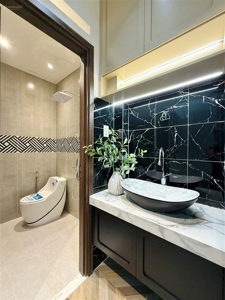 Bán gấp nhà đẹp trương đình hội, p.16, q.8, 65m2 giá 3 tỷ 470 hđ thuê 23tr/th, sổ hồng riêng