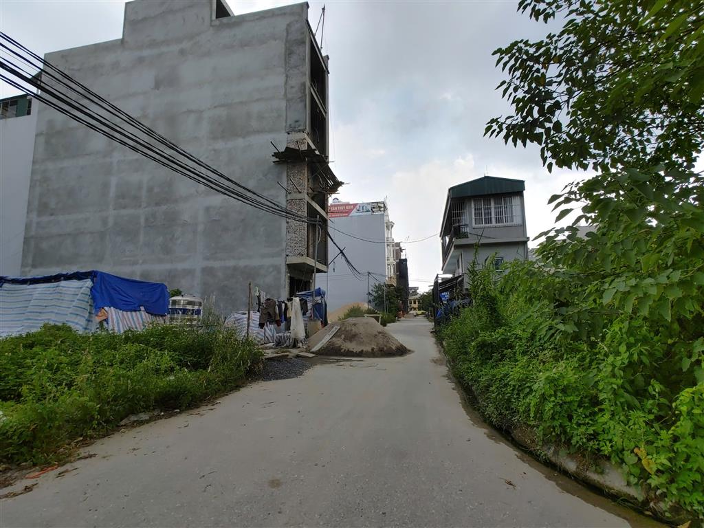Bán 107.6m2 đất dịch vụ Kim Chung - Hoài Đức (sdt liên hệ: 0915458886)