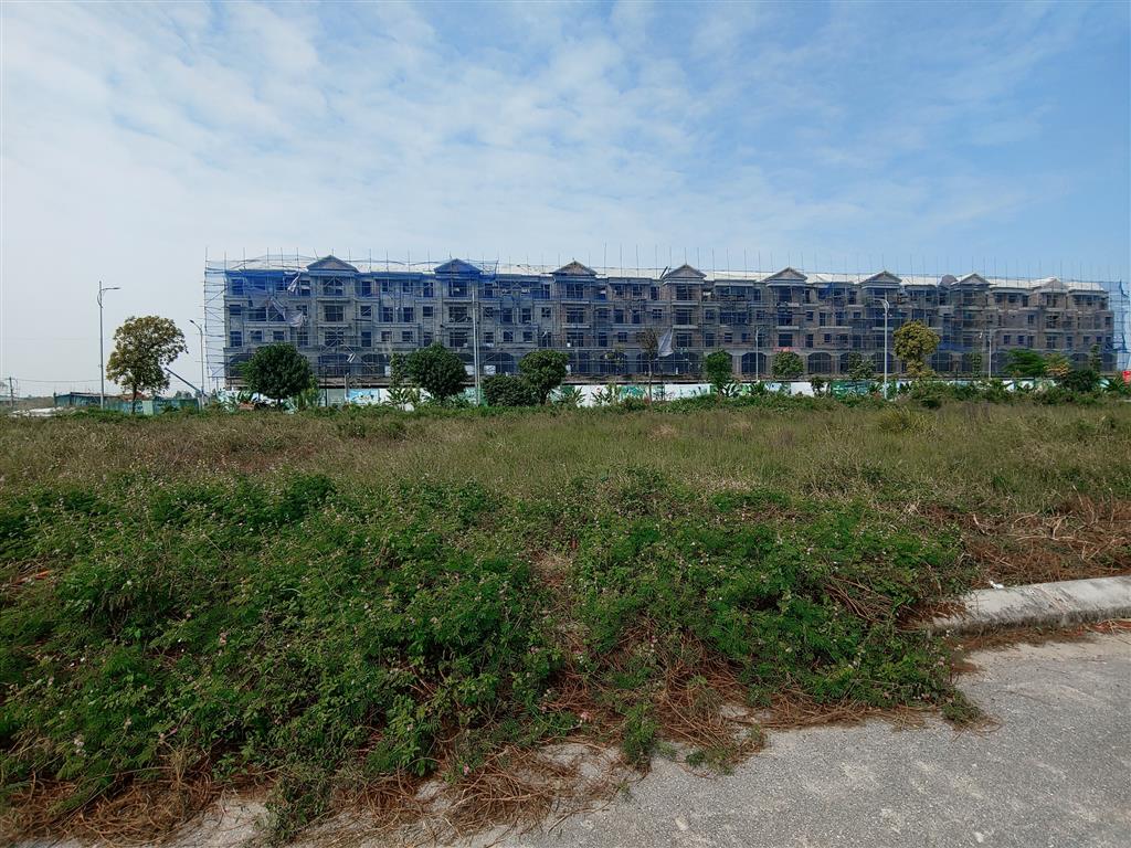 BÁN ĐẤT DỊCH VỤ THĂNG LONG 9, GIÁP KĐT HINODE ROYAL PARK (Sdt liên hệ: 0915458886)
