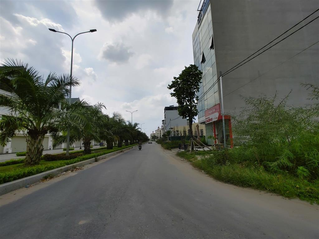 BÁN 42M2 ĐẤT DỊCH VỤ LAI XÁ, GẦN ĐƯỜNG ĐÔI 24M(Sdt liên hệ: 0915458886)