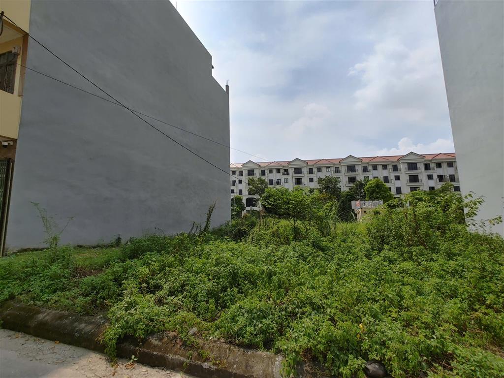 Bán 55.2m2 đất dịch vụ Lai Xá – Thăng Long 9 ở khu đô thị Hinode Royal Park(Sdt liên hệ: