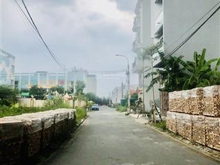 Giá tốt đất đấu giá trũng cụm khu công nghiệp lai xá hoài đức đại học thành đô