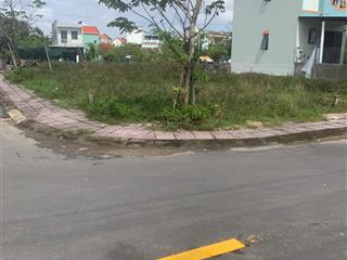 Bán lô góc đất sát ql1a  đối diện chợ | giá từ 2,3xx tỷ