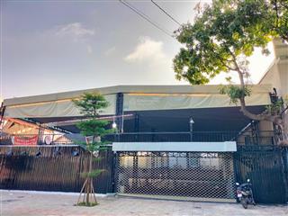 Mặt bằng thoáng rộng 600m2 phù hợp mở quán ăn, café, sân thể thao, event
