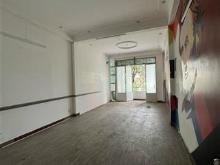 Diện tích 90m2 không khai thác muốn cho thuê sàn văn phòng tại mặt đường sư vạn hạnh