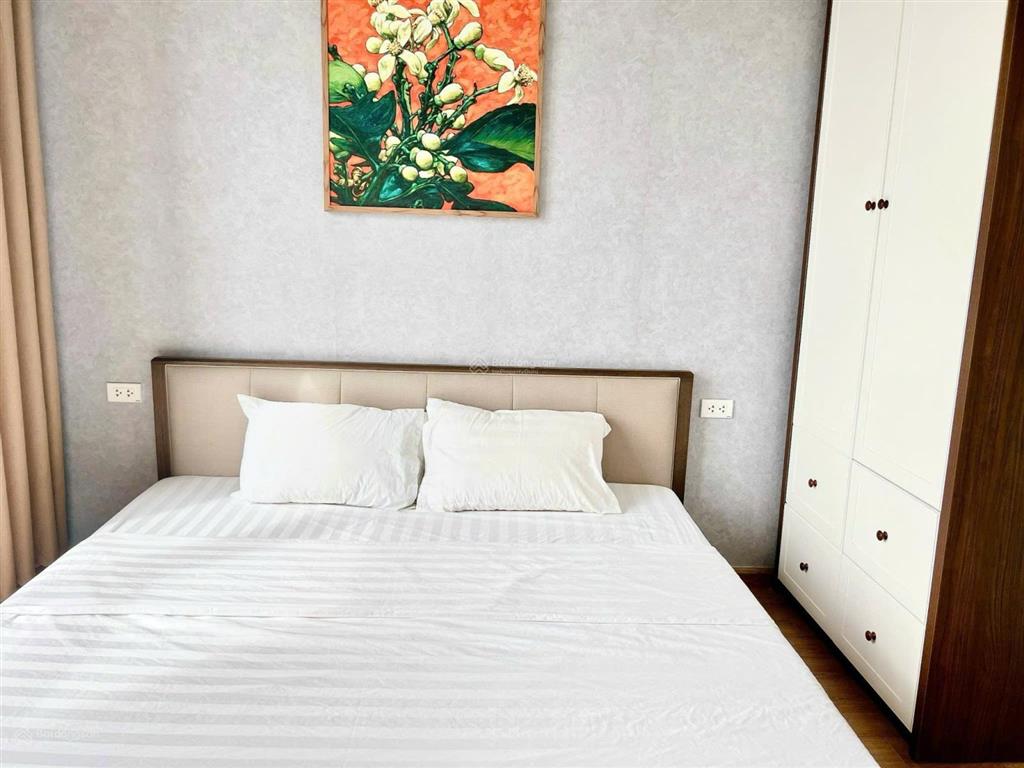 Bán căn hộ cc green bay garden, 2,65 tỷ, 68m2, 2pn, 2wc, đầy đủ nội thất, hùng thắng, hạ long