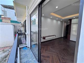 Cực phẩm hoàng mai 5 tầng full nội thất mặt ngõ oto.