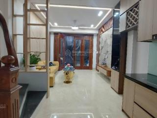 Bán nhà bùi xương trạch. 8,5 tỷ. 6 tầng mới.