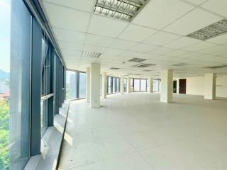 Cho thuê văn phòng 200m2 tại đường dịch vọng, cầu giấy, hà nội, giá cực chất 42 triệu vnd