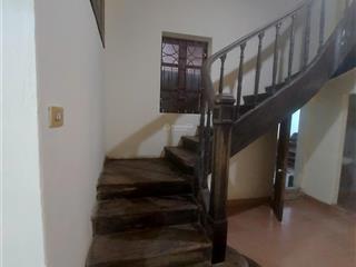 Cho thuê nhà 2 tầng  diện tích 120m² (mỗi tầng 60m²) phù hợp làm nhà văn phòng kết hợp để ở