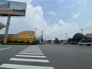 Bán nhà đường nhánh ql13 đối diện vạn phúc 59.8m2, 3pn, kinh doanh tốt, giá 5.1 tỷ