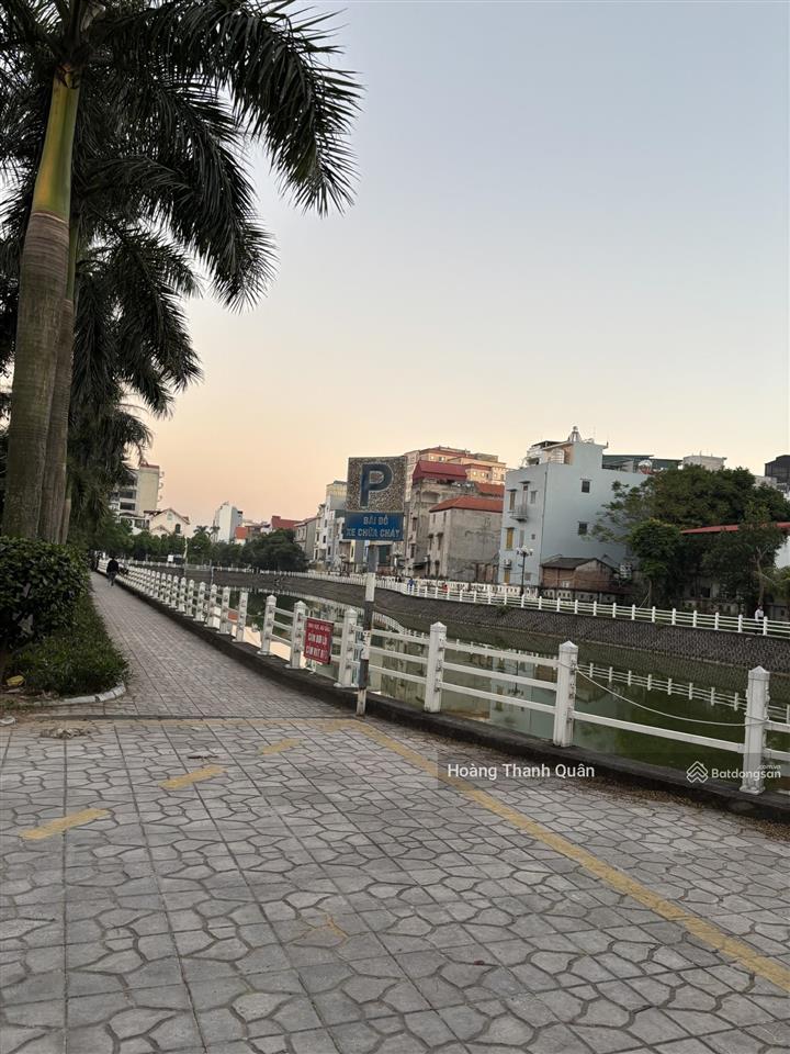 Việt hưng  lô góc duy nhất hơn 60m²  ô tô tránh  kinh doanh đỉnh  giá chỉ 11,8 tỷ 0975 438 ***