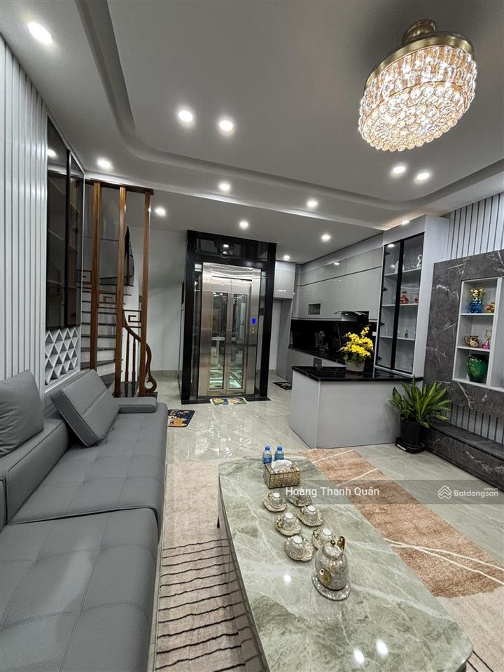 Bán nhà bồ đề 45m2 6 tầng thang máy, full nội thất, sát nguyễn văn cừ, giá chỉ 10.5 tỷ