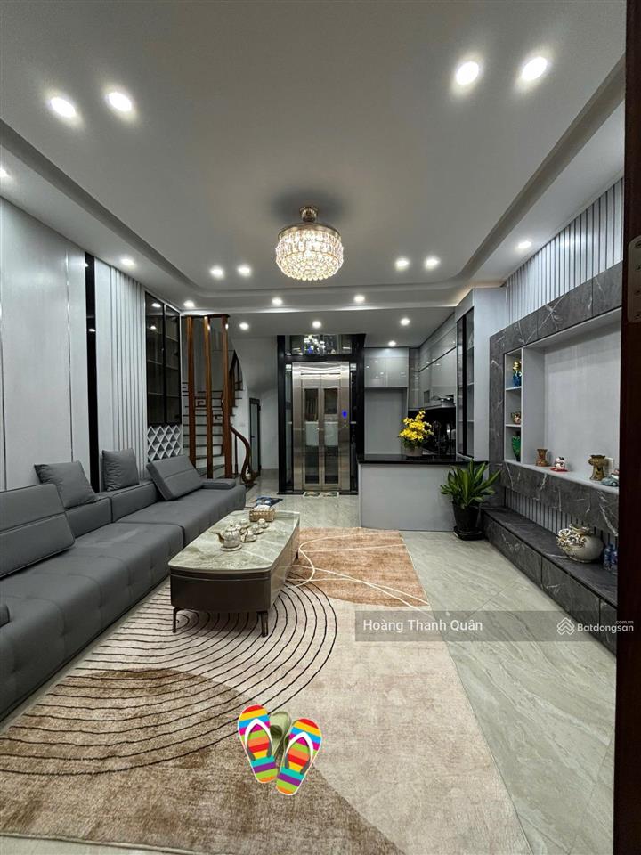 Bán nhà bồ đề 45m2 6 tầng thang máy, full nội thất, sát nguyễn văn cừ, giá chỉ 10.5 tỷ