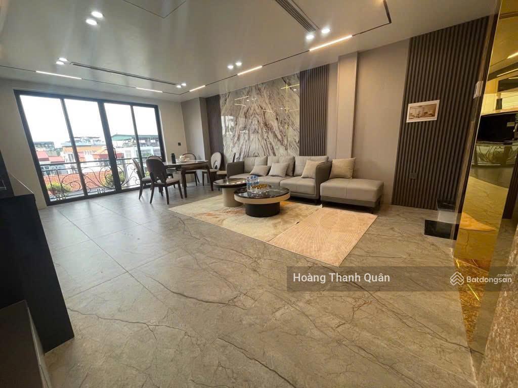 Tuyệt phẩm phố bồ đề, mặt phố kinh doanh, nhà 6 tầng thang máy, ô tô tránh, nhỉnh chục tỷ