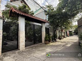 96. gấp bán! 142m2 giá chỉ 9,5 tỷ thương lượng  đường số 16 bhh sát tân phú, qua aeon 5 phút