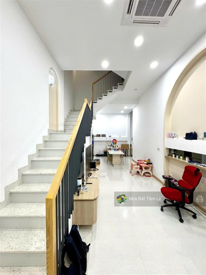 D8. bán nhà 1/ hxh 8m thông đường phan anh sát tân phú  69m2 3 tầng mới ở ngay giá chỉ 8,5 tỷ tl