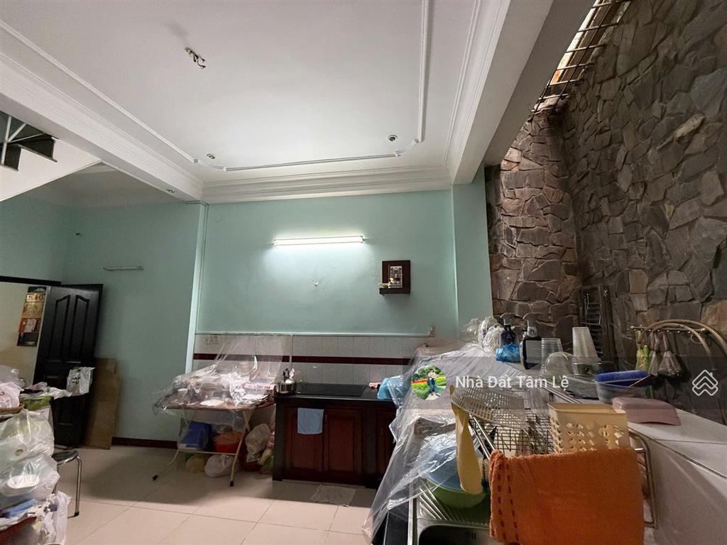 H5. hẻm xe tải an ninh luỹ bán bích sát khu adc  68m2 4 tầng giá chỉ 10,6 tỷ thương lượng