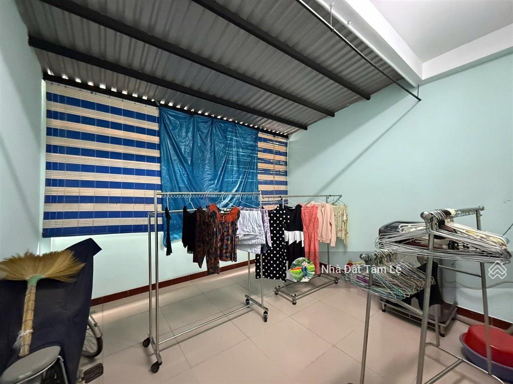 H5. hẻm xe tải an ninh luỹ bán bích sát khu adc  68m2 4 tầng giá chỉ 10,6 tỷ thương lượng