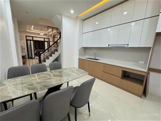 Bán nhà mặt phố, đang kinh doanh tốt