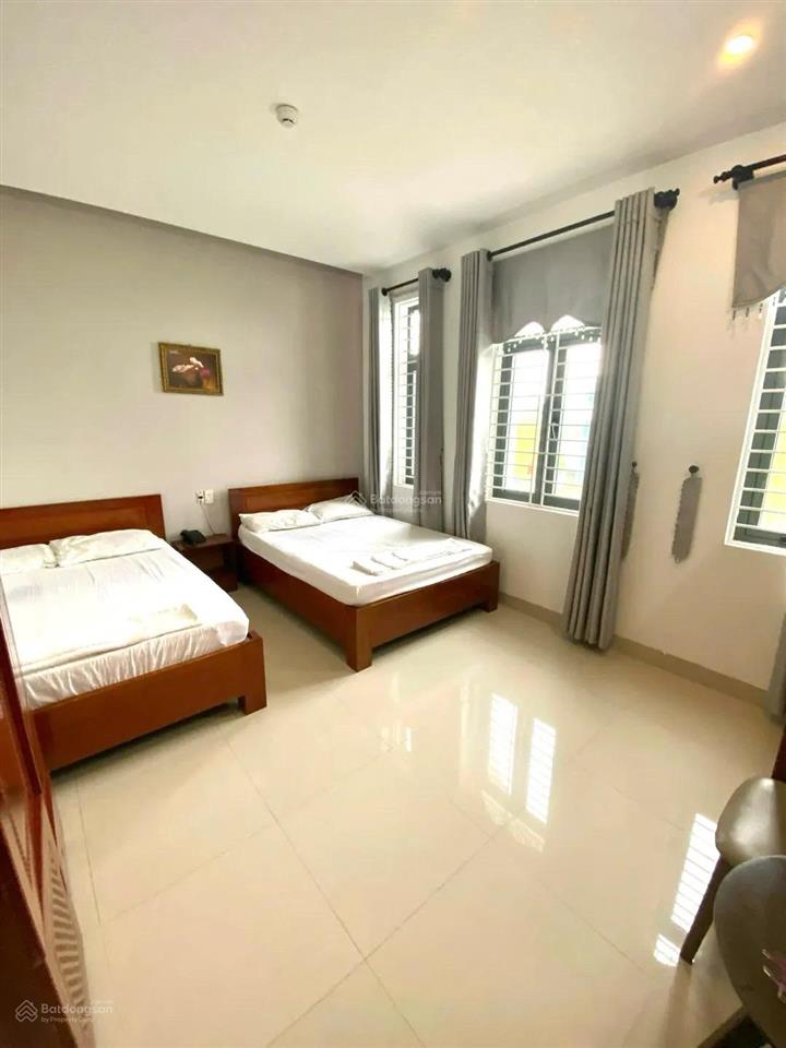 Cực hót tìm đâu ra căn hộ 5 tầng giá 12 tỷ 900 thương lượng, mà dòng tiền 90 tr/tháng dt 100m2