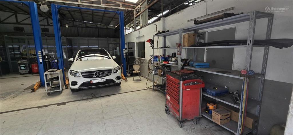 Cho thuê nhà xưởng 1500m2 mặt tiền nguyễn văn quỳcầu phú mỹquận 7. giá rẻ 150 triệu/tháng.