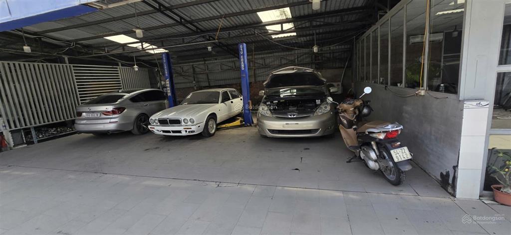 Cho thuê nhà xưởng 1500m2 mặt tiền nguyễn văn quỳcầu phú mỹquận 7. giá rẻ 150 triệu/tháng.