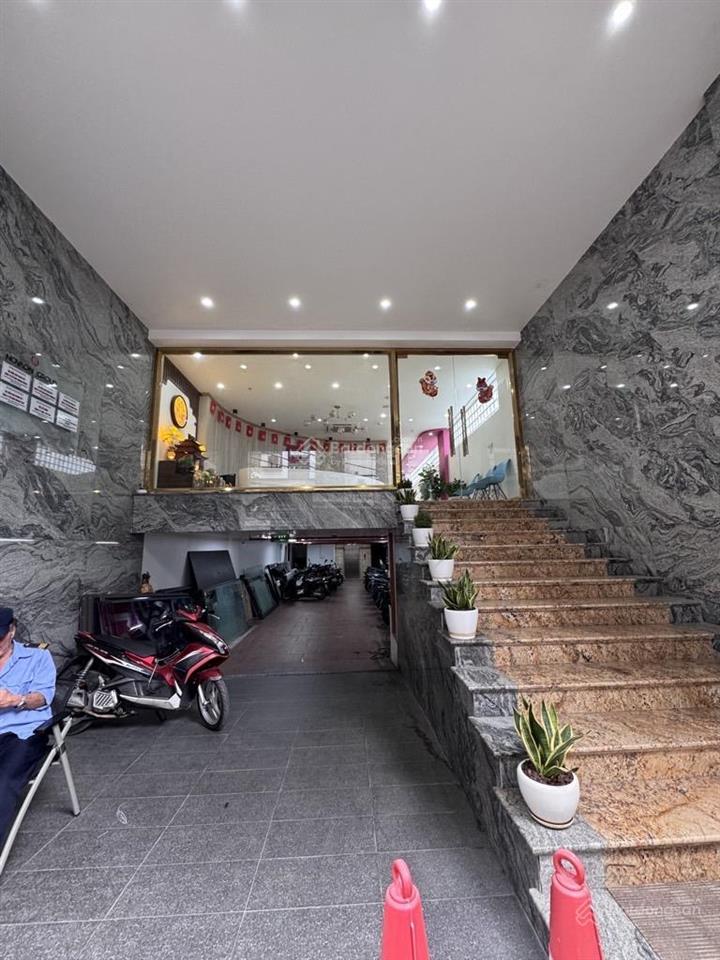 Mặt phố tân mai building 9t + hầm dòng tiền 200tr/th = 2,5 tỷ/ năm