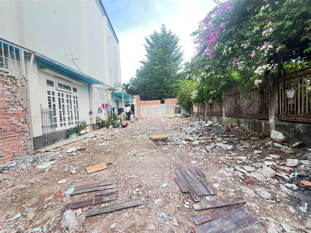 Bán lô đất hẻm xe hơi thông linh đông trung tâm thủ đức vị trí đẹp gần phạm văn đồng hẻm thông đẹp