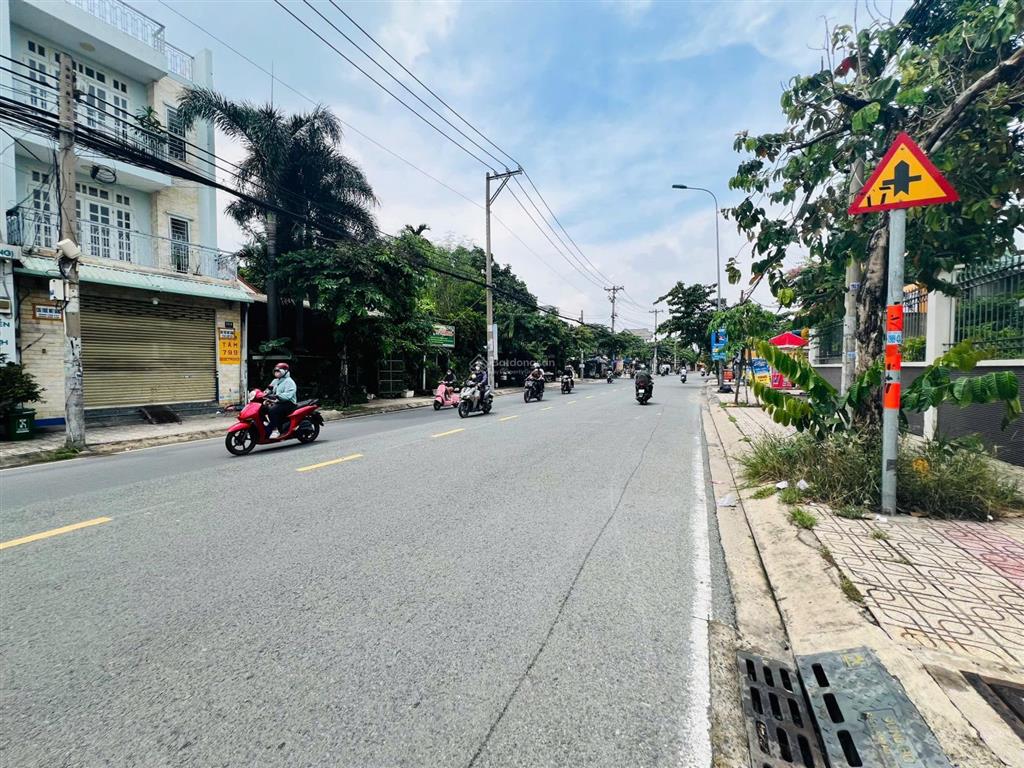 Bán gấp nhà cấp 4 tô ngọc vân, mt linh đông trung tâm thủ đức 200m2 ngang 5,4m giá đt chỉ 30tr/m2!