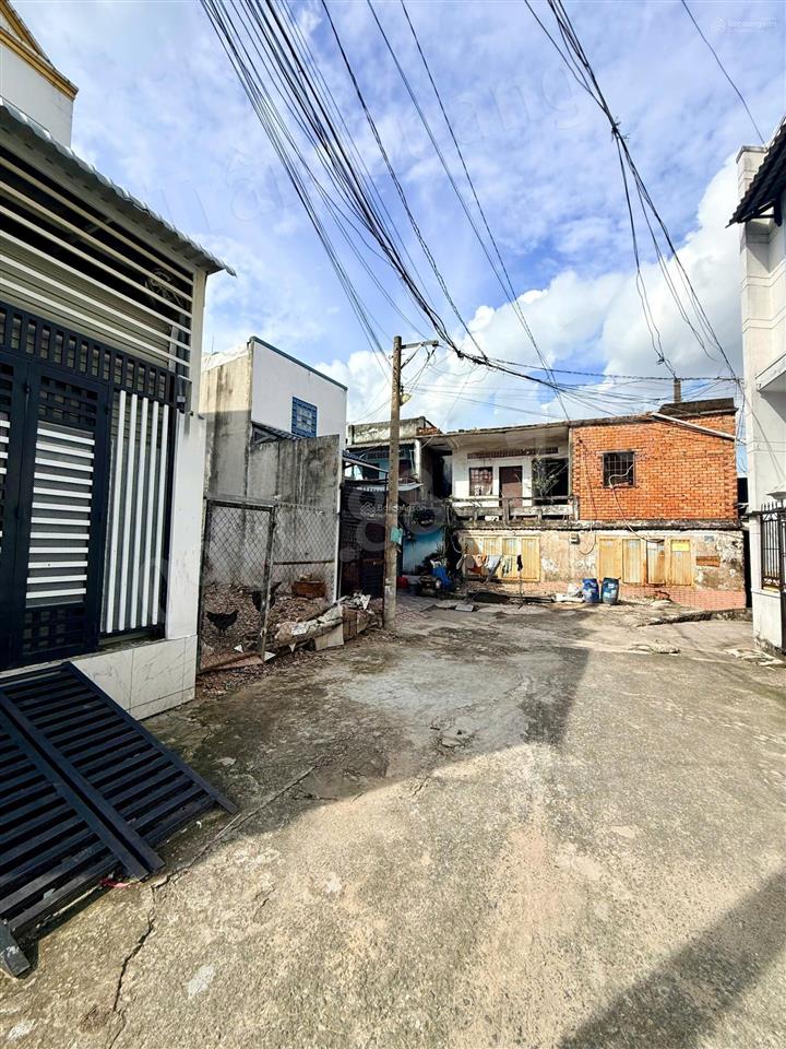 Đất đường số 1 linh xuân, thủ đức  74.1m2  cách cầu vượt linh xuân 200m  4.65 tỷ