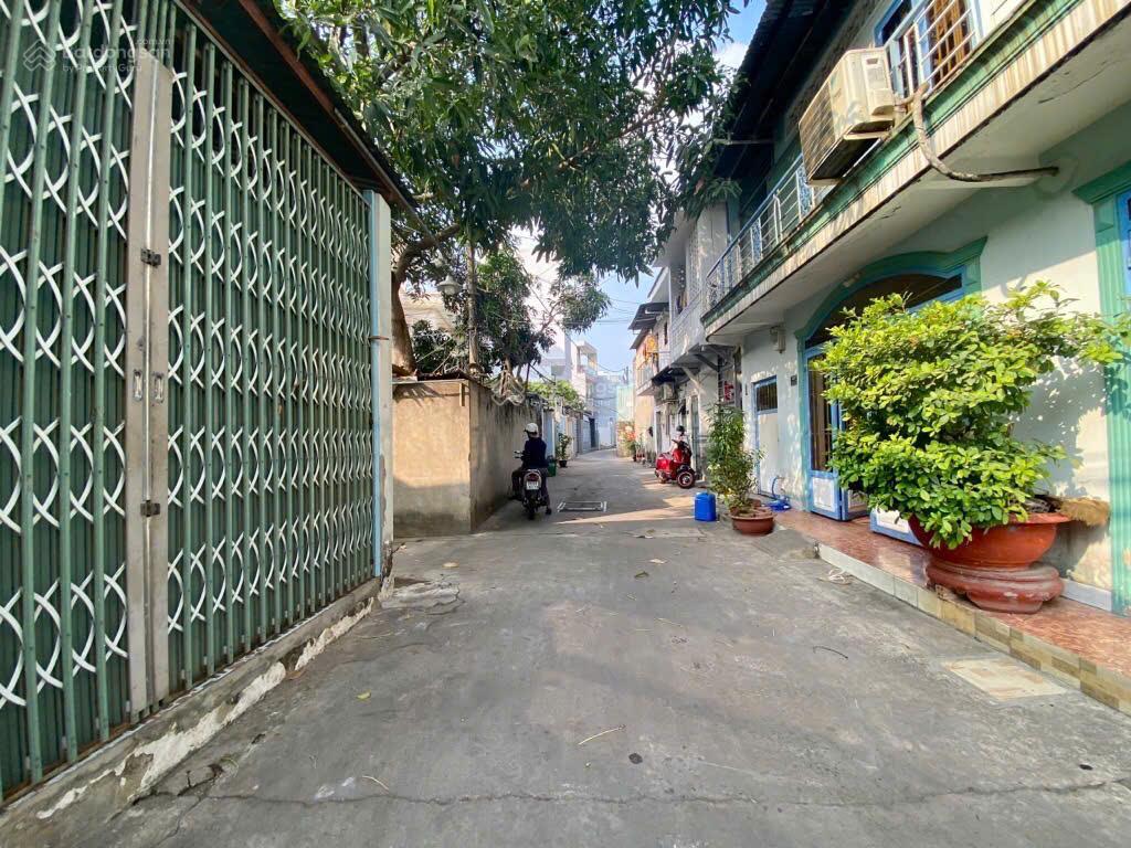 Bán dãy trọ đường nguyễn thị định  thu nhập 30 triệu / 1 tháng  cách mặt tiền 50m  quận 2