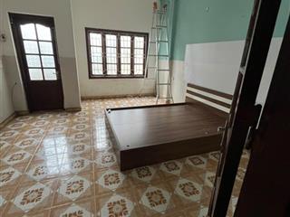 Cho thuê nhà riêng ngõ gốc đề. ưu tiên hộ gia đình thuê lâu dài.