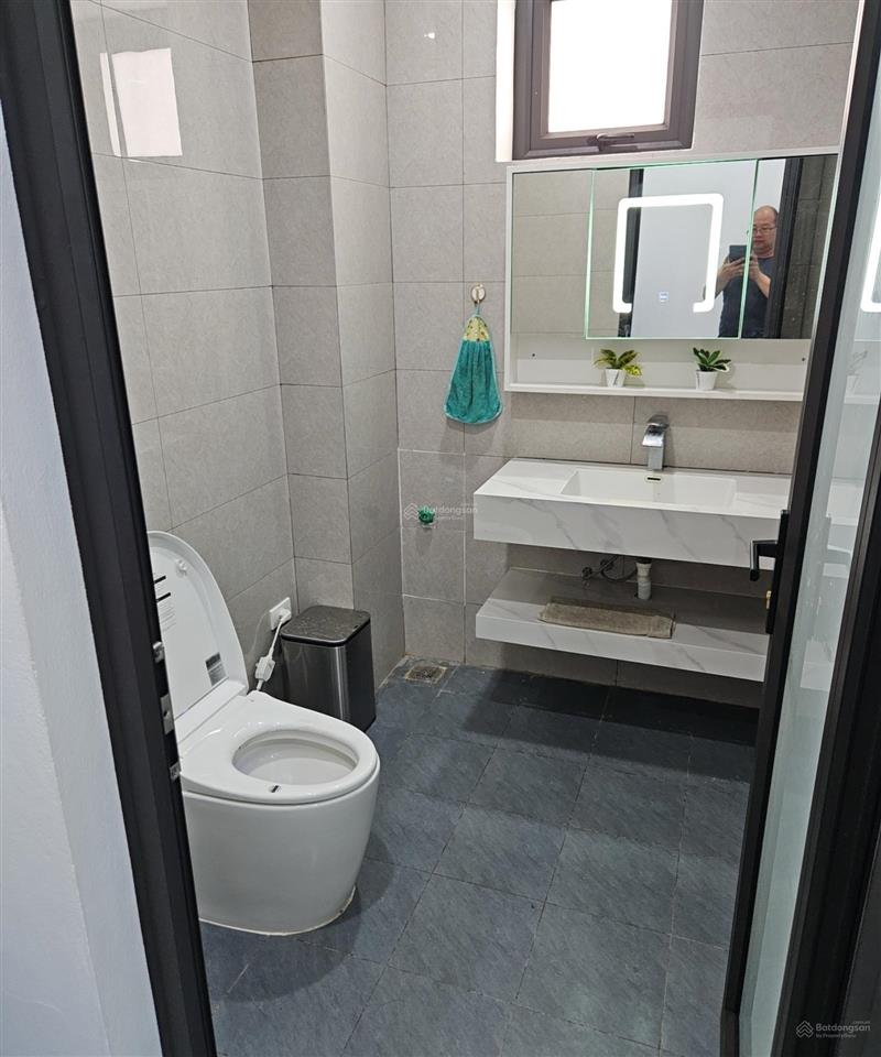 Bán nhà chính chủ diện tích đất 138.5m2, diện tích xây dựng 3 tầng 400m2 mặt tiền kinh doanh