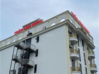 Khách sạn mới xây tại kcn wha với đầy đủ nội thất hiện đại gồm 21 phòng, 5 tầng, 1 tum 1 hầm