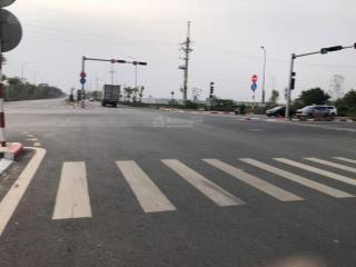 Bán đất thôn mai đình ô tô vào tận nơi gần sân bay diện tích 72 m mặt tiền 4,5 m