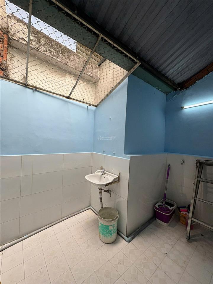 Bán nhà bến chương dương, đường nguyễn văn cừ, quận 1, hẻm 5m, dtcn 30m2, 1 lầu, sổ hồng, giá tốt