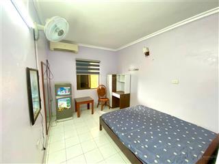 Cho thuê phòng trọ sv, gần đại học fpt, đhqghn hoà lạc. giá 2tr, đầy đủ thiết bị