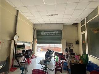 Bán nhà đẹp 140m vuông ngang 10m quận 12 kết cấu 3 tầng hẻm xe hơi sát mặt tiền