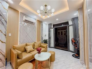 Phố thời trang trần quang diệu, q3  24m2 x 2 tầng  chỉ 4 tỷ nhỉnh  2pn/2wc