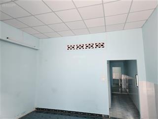 Cho thuê nhà nguyên căn hẻm 74// phan văn hớn gần cầu tham lương