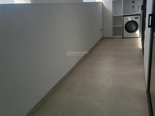 Cho thuê căn hộ 3 ngủ full nội thất mới 100%