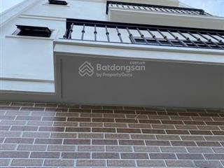 Bán nhà 4 tầng đẹp tại lạc thị  thanh trì diện tích 40m . giá 4.2 tỷ