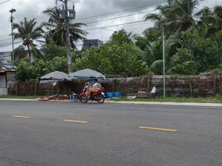 Đất 33 mét ngang, sâu 65 mét, mặt tiền quốc lộ 60 cũ (đường trần văn ơn, bến phà rạch miễu củ)