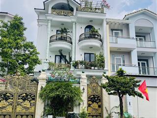 Biệt thự sang trọng mt đặng thuỳ trâm p13 bình thạnh, 10x20m. hầm 4 tầng + thang máy. giá 30 tỷ