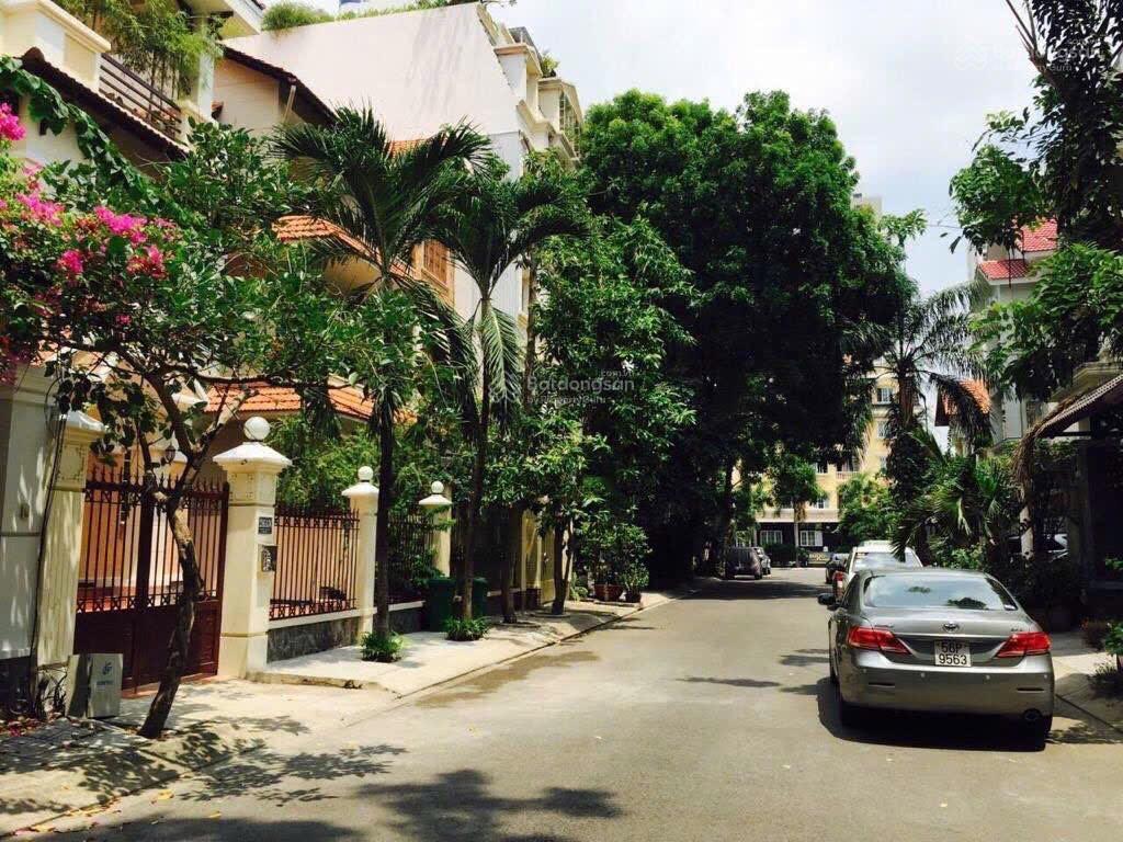 Hạ 20 tỷ bán gấp biệt thự nguyễn văn hưởng, thảo điền 15x20m hầm 4 tầng thang máy giá 60 tỷ