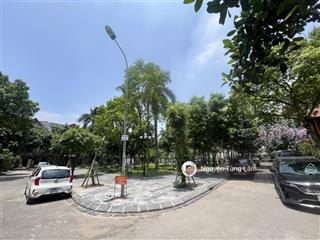 Hiếm biệt thự khu đô thị sài đồng 160m2 lô góc 3 mặt đường view vườn hoa